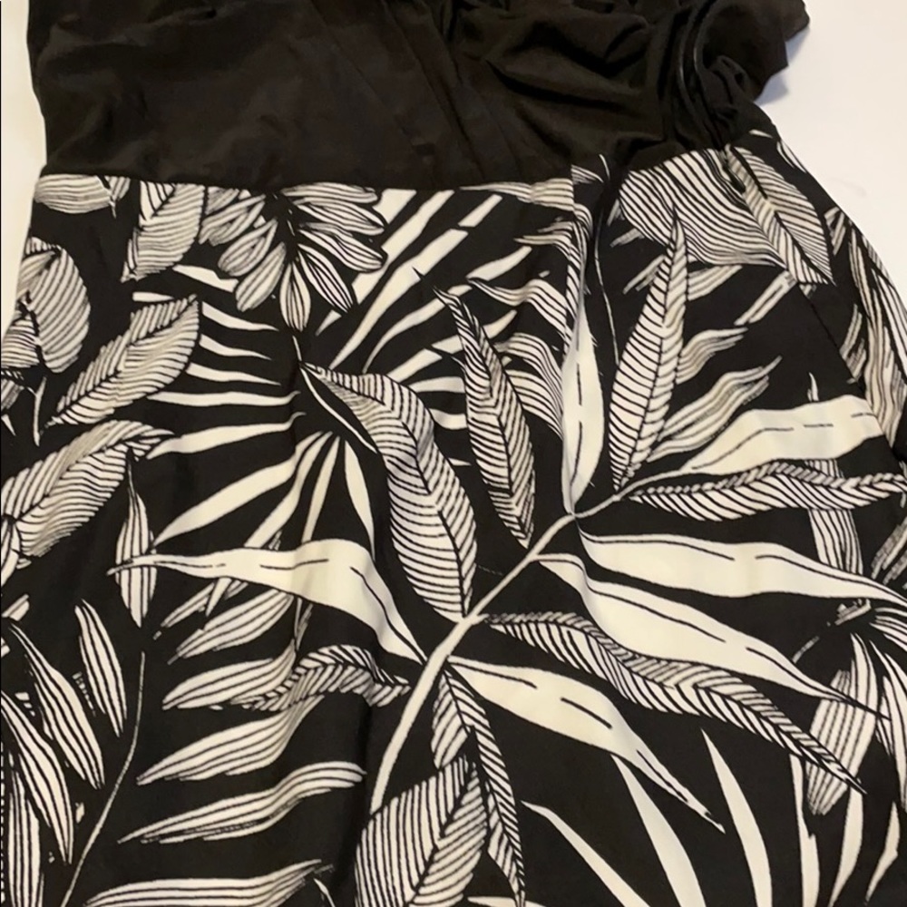 NWT Print Dress. - Picture 2 of 3